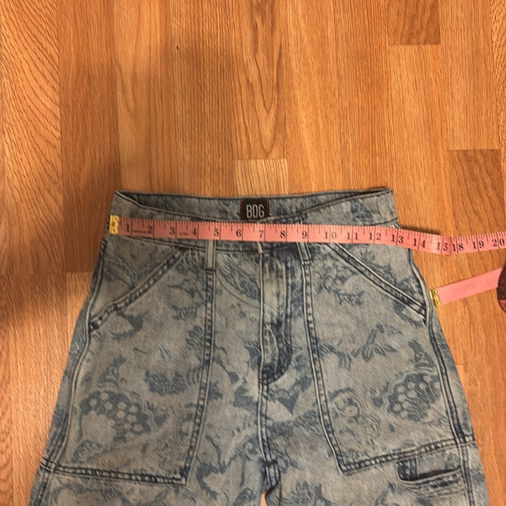 BDG for Urban Outfitters Floral Patterned Cargo Denim Jeans - Picture 4 of 9
